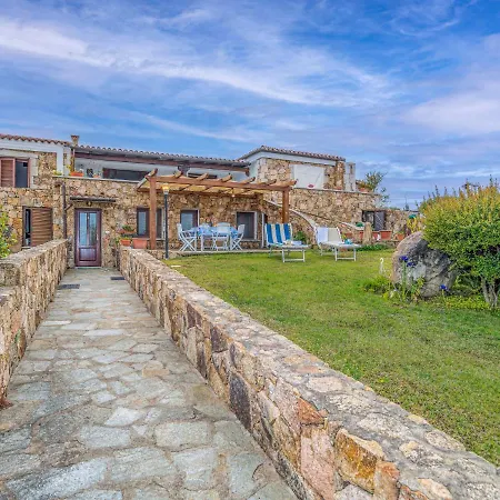 Viola By Interhome * Tanaunella